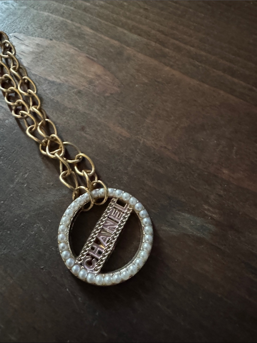 CHANEL Pink, Gold and White Pearl-Trim Round Logo Necklace - Picture 4 of 4